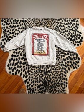 Jagger and Stone Cream colored Snake Sweatshirt Crew Neck